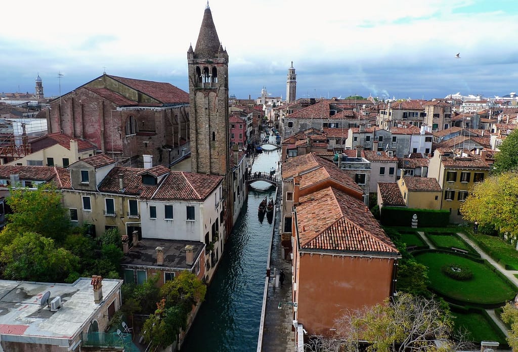 Paint Venice in Watercolor: Two Simple Interpretations